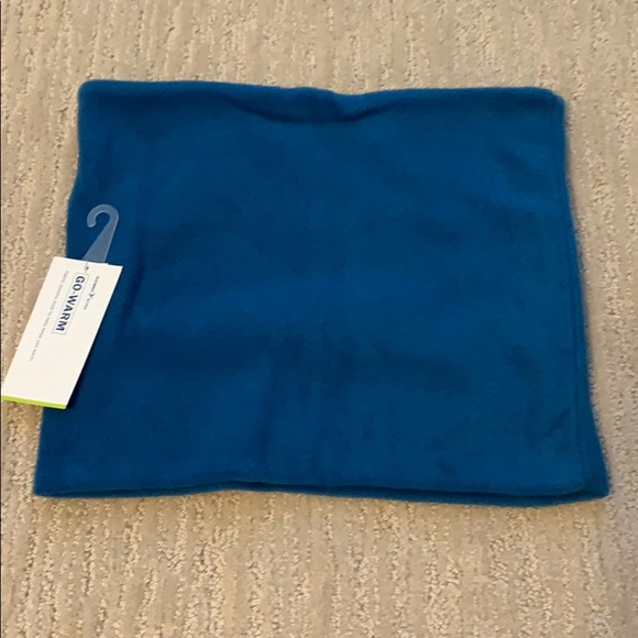 Blue winter scarf - Picture 1 of 2